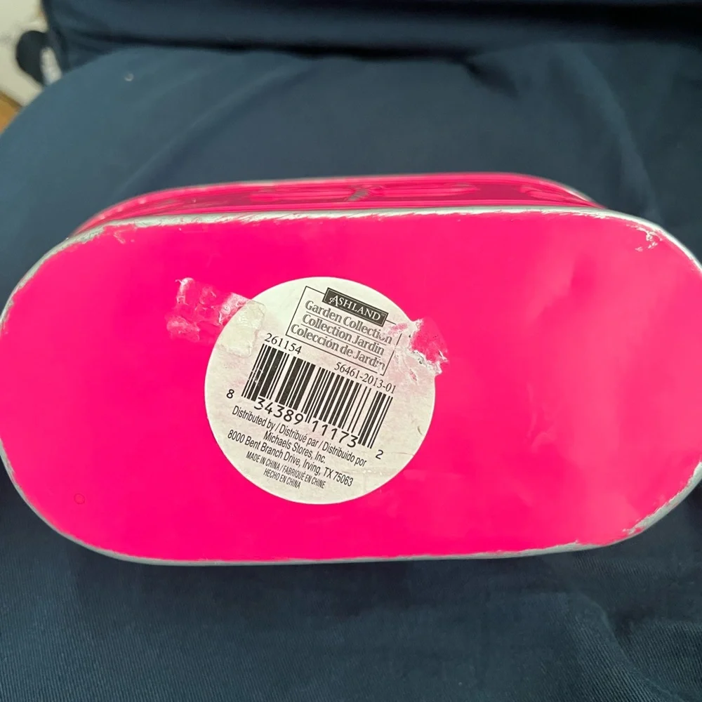 NWOT dragonfly metal container, hot pink, silver, appx 7”x4”x3”, 2 handles,